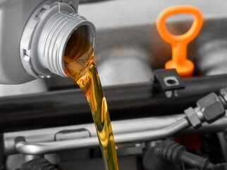 Чем отличается трансмиссионное масло от моторного?